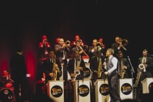 Projeto “Quinta no Raul” reúne Ultra Jazz Big Band, Ninho Mathias e Breno Bartolomeu no “Festival de Primavera”